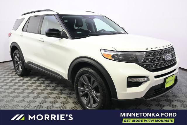 Certified 2023 Ford Explorer XLT w/ Equipment Group 202A AWD/4WD image 7