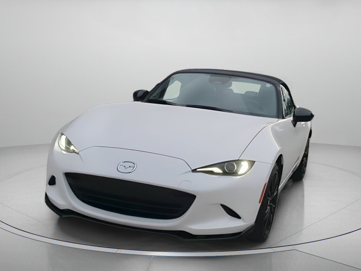 Used 2024 MAZDA MX-5 Miata Club RWD image 10