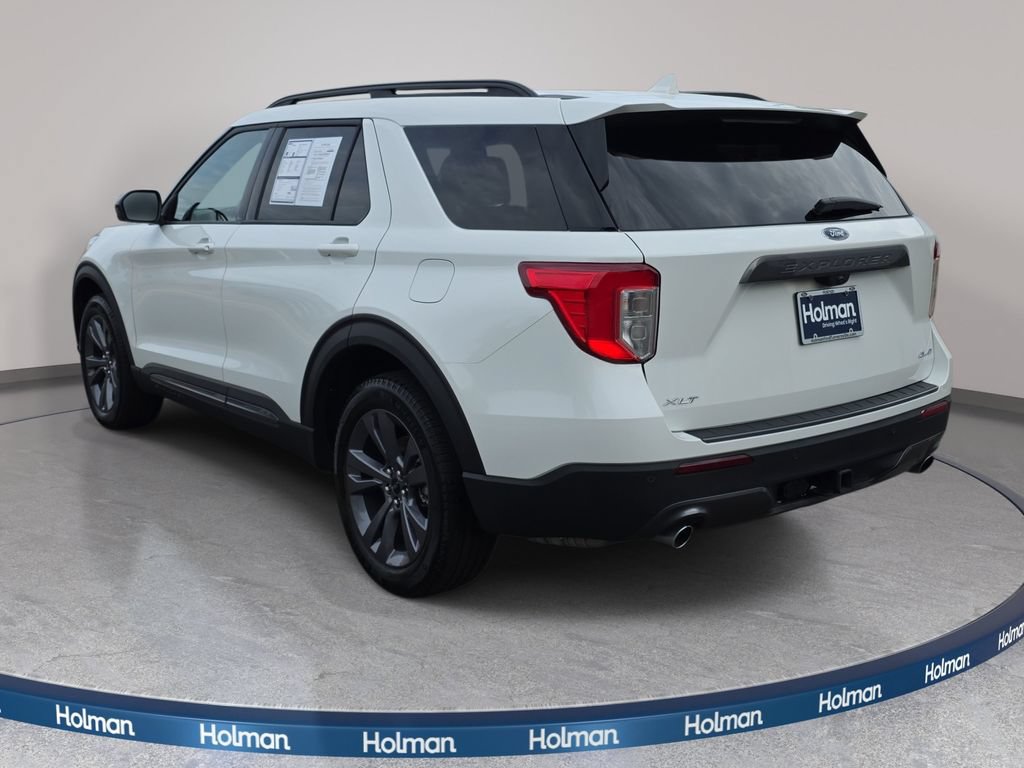 Certified 2023 Ford Explorer XLT w/ Equipment Group 202A AWD/4WD image 7