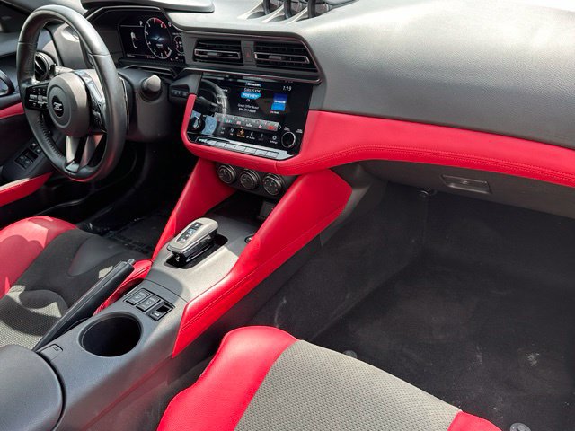 Used 2024 Nissan Z Performance w/ Floor Mat Package RWD image 9