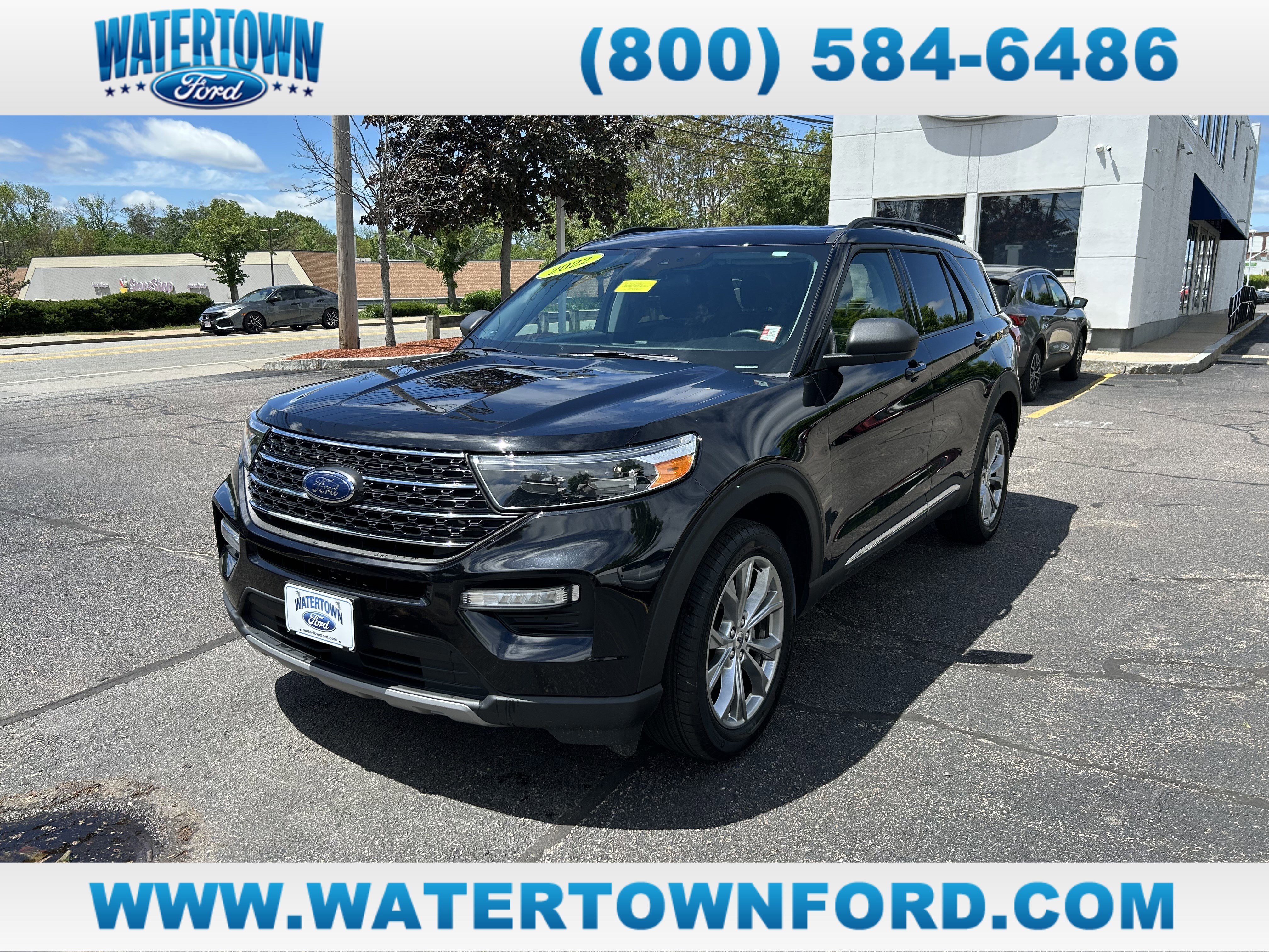 Certified 2022 Ford Explorer XLT w/ Equipment Group 202A image 7