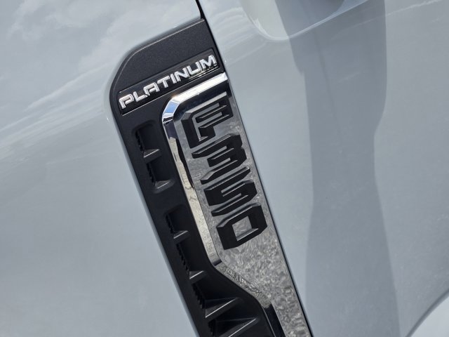Certified 2026 Ford F350 Platinum w/ Platinum Plus Package AWD/4WD image 12