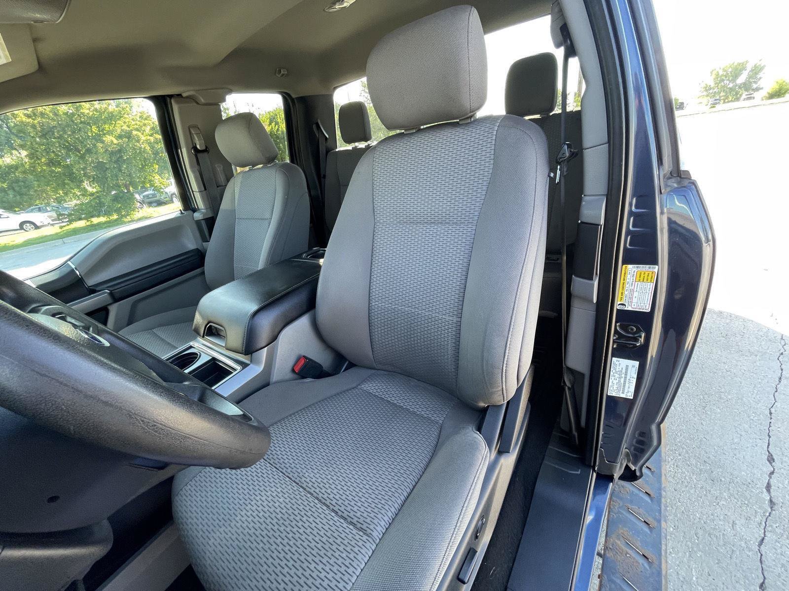 Certified 2020 Ford F250 XLT w/ XLT Value Package RWD image 18