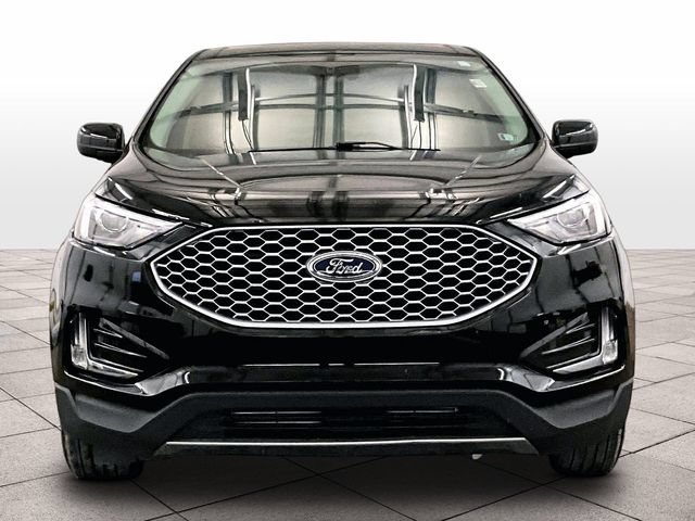 Certified 2024 Ford Edge SEL w/ Convenience Package AWD/4WD image 3