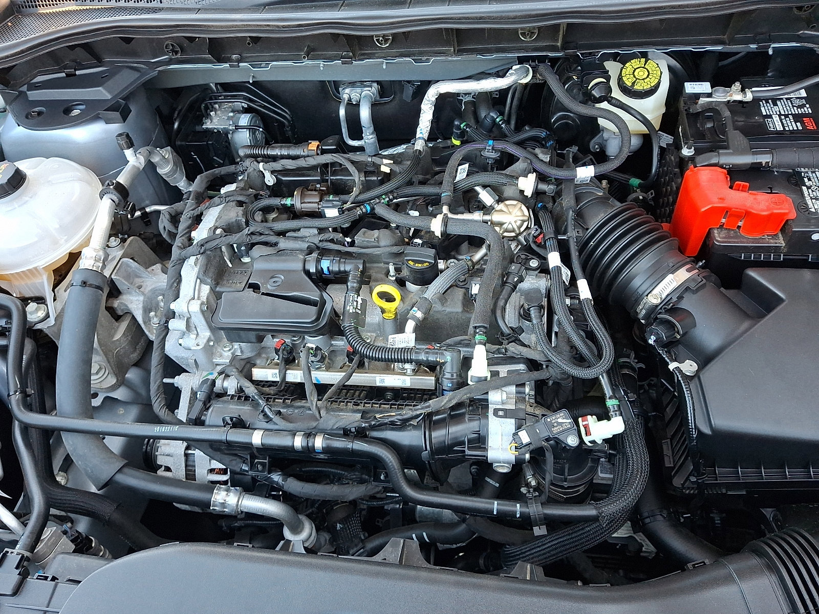 Certified 2022 Ford Escape SE w/ SE Sport Appearance Package image 29