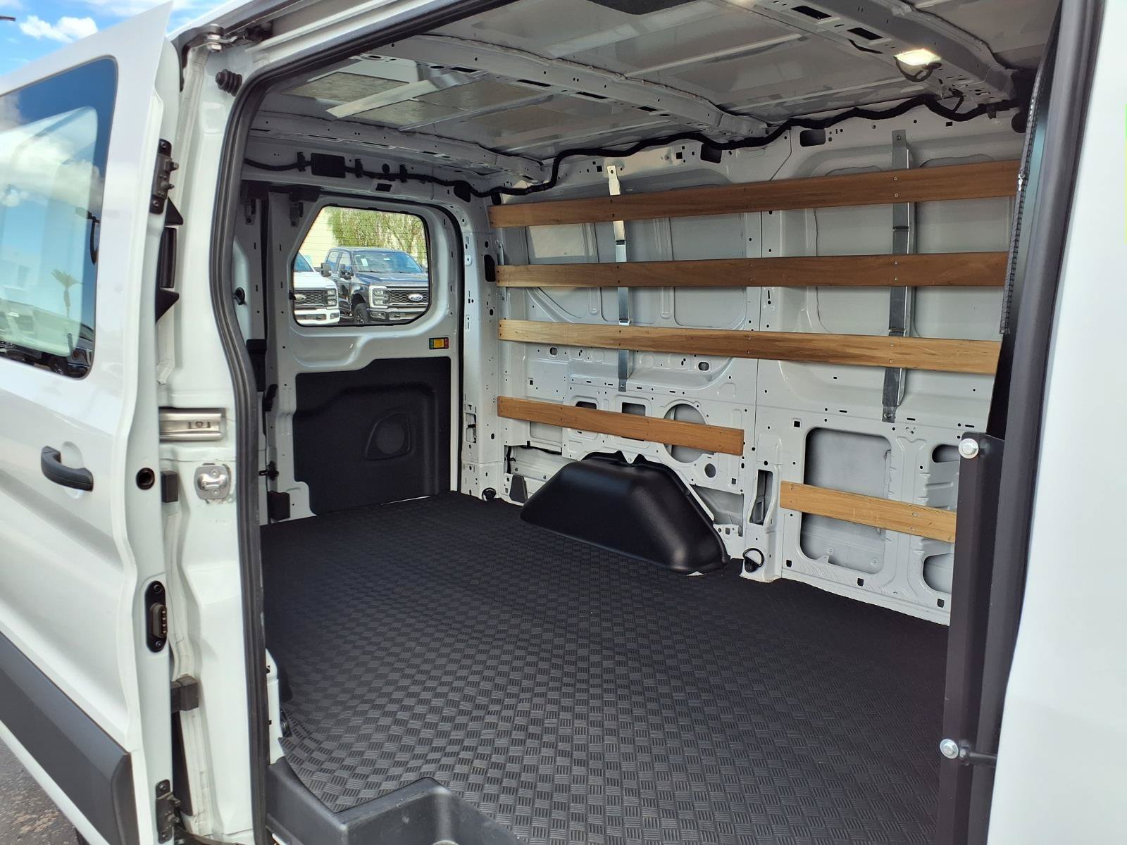 Certified 2025 Ford Transit 250 Low Roof w/ Exterior Upgrade Package RWD image 14