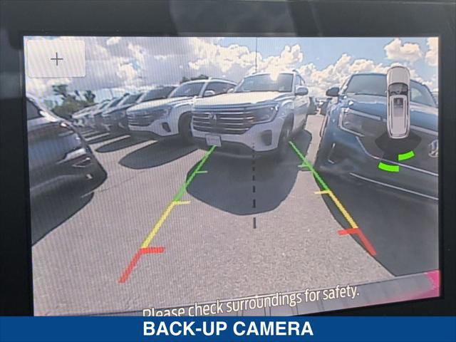 Certified 2023 Ford Explorer XLT w/ Equipment Group 202A RWD image 15