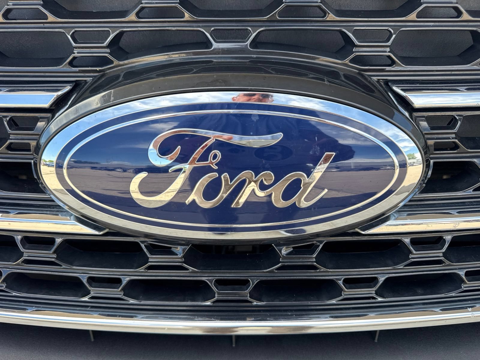 Certified 2023 Ford Explorer XLT w/ Equipment Group 202A AWD/4WD image 13