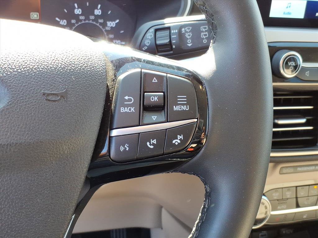 Certified 2022 Ford Escape SE w/ Cold Weather Package image 19