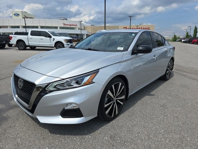 Used 2022 Nissan Altima 2.5 SR