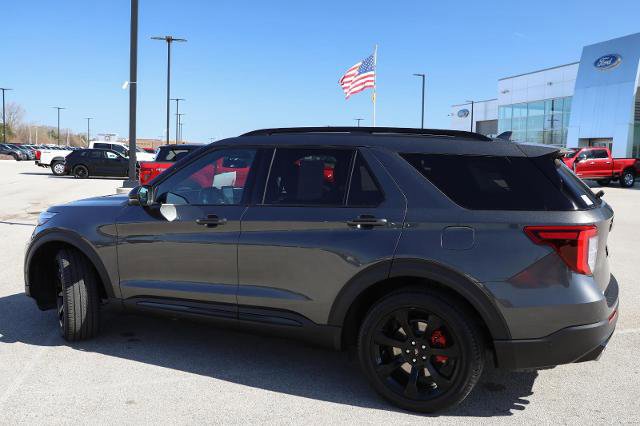 Certified 2020 Ford Explorer ST w/ ST Street Pack image 17