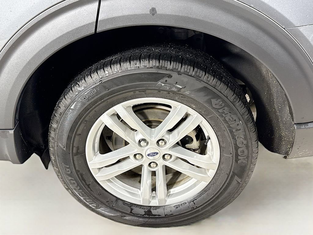 Certified 2023 Ford Explorer XLT w/ Equipment Group 202A image 32