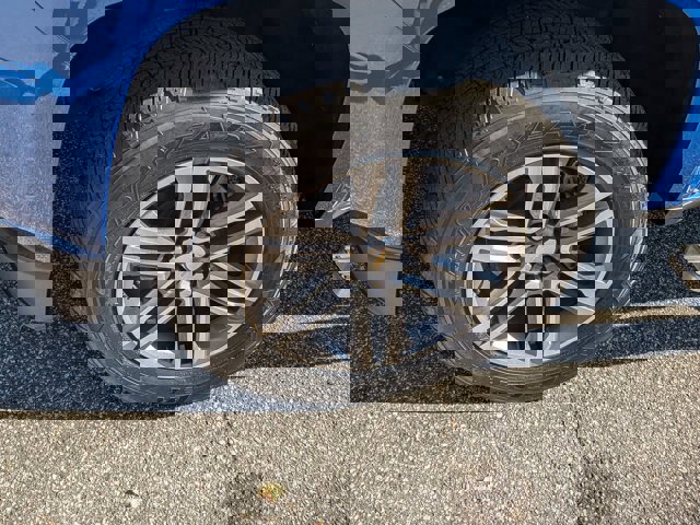 Used 2019 Chevrolet Colorado LT w/ LT Convenience Package image 11