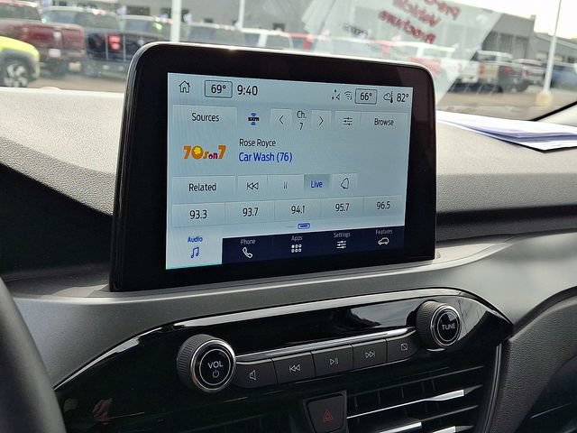 Certified 2023 Ford Escape Active FWD image 16