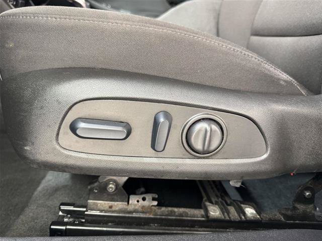 Used 2024 Chevrolet Malibu LT FWD image 19