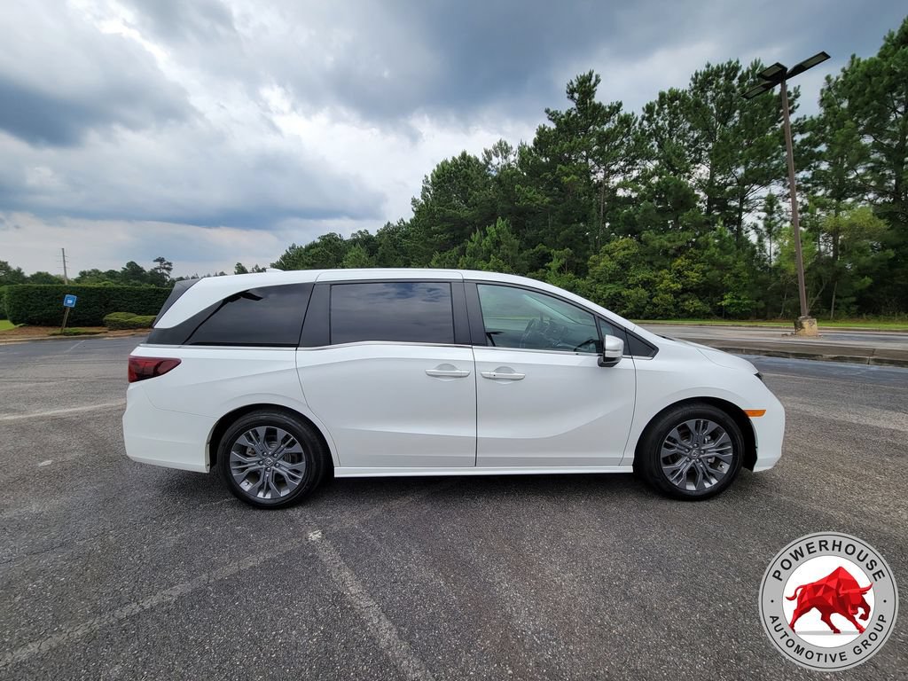 Used 2025 Honda Odyssey Touring image 6
