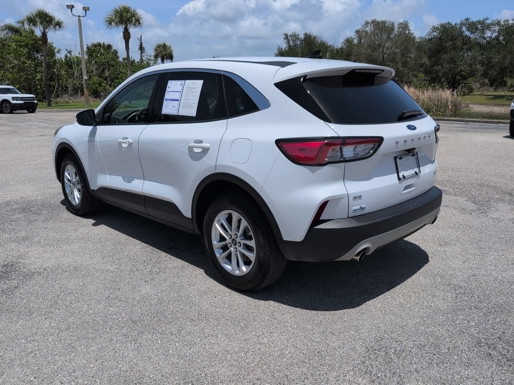 Certified 2020 Ford Escape SE AWD/4WD image 5