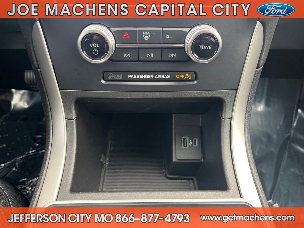 Certified 2023 Ford Edge SE w/ Black Appearance Package image 14