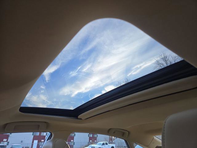 Used 2018 Toyota Avalon XLE Plus image 22