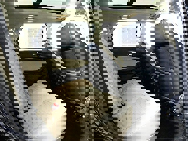 Certified 2024 Ford Edge SEL w/ Convenience Package image 12