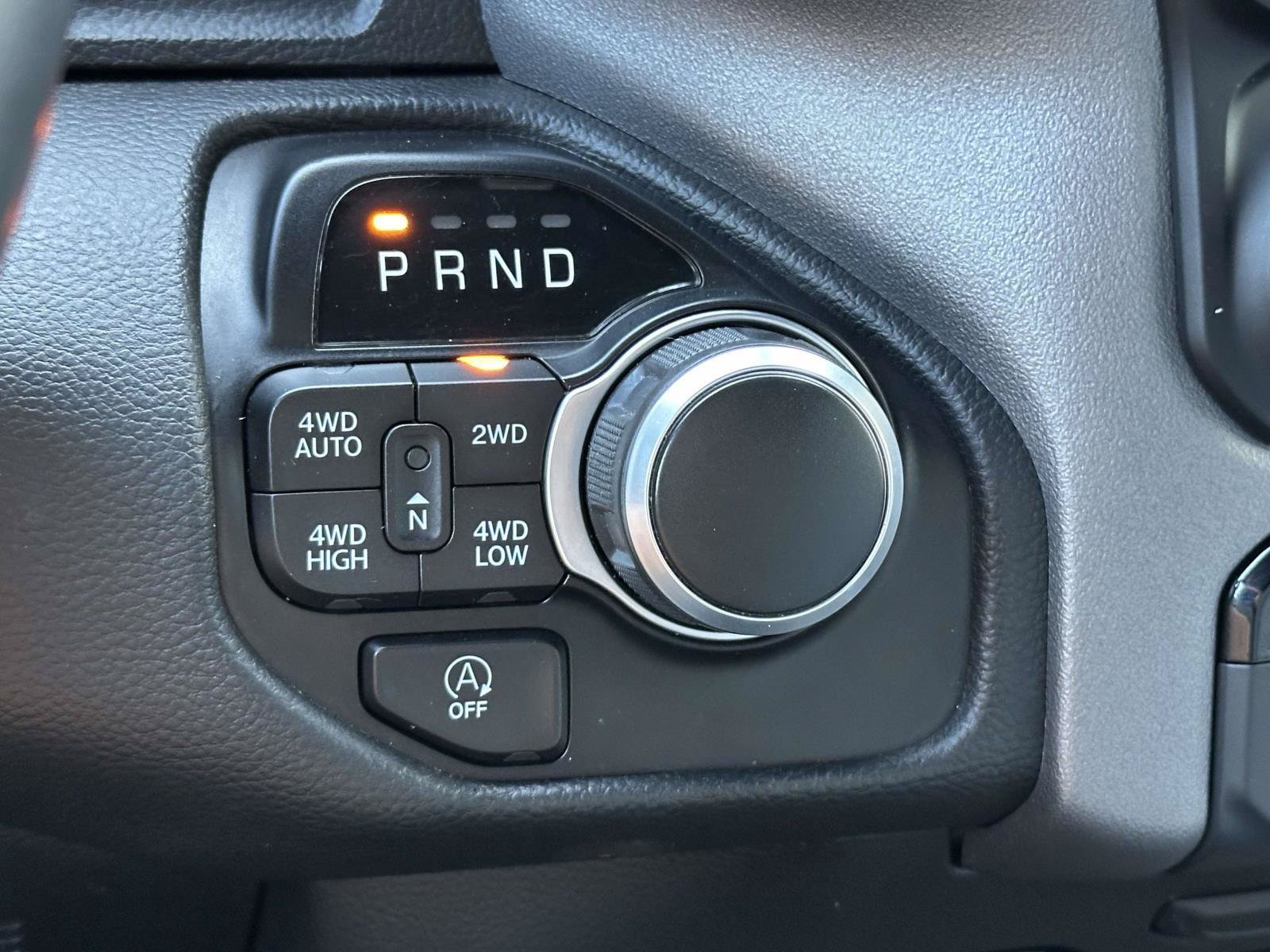 Used 2022 RAM 1500 Big Horn AWD/4WD image 18