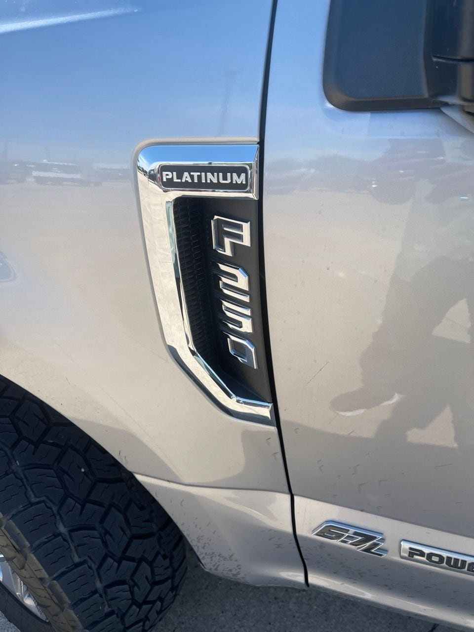 Certified 2022 Ford F250 Platinum w/ FX4 Off-Road Package AWD/4WD image 19