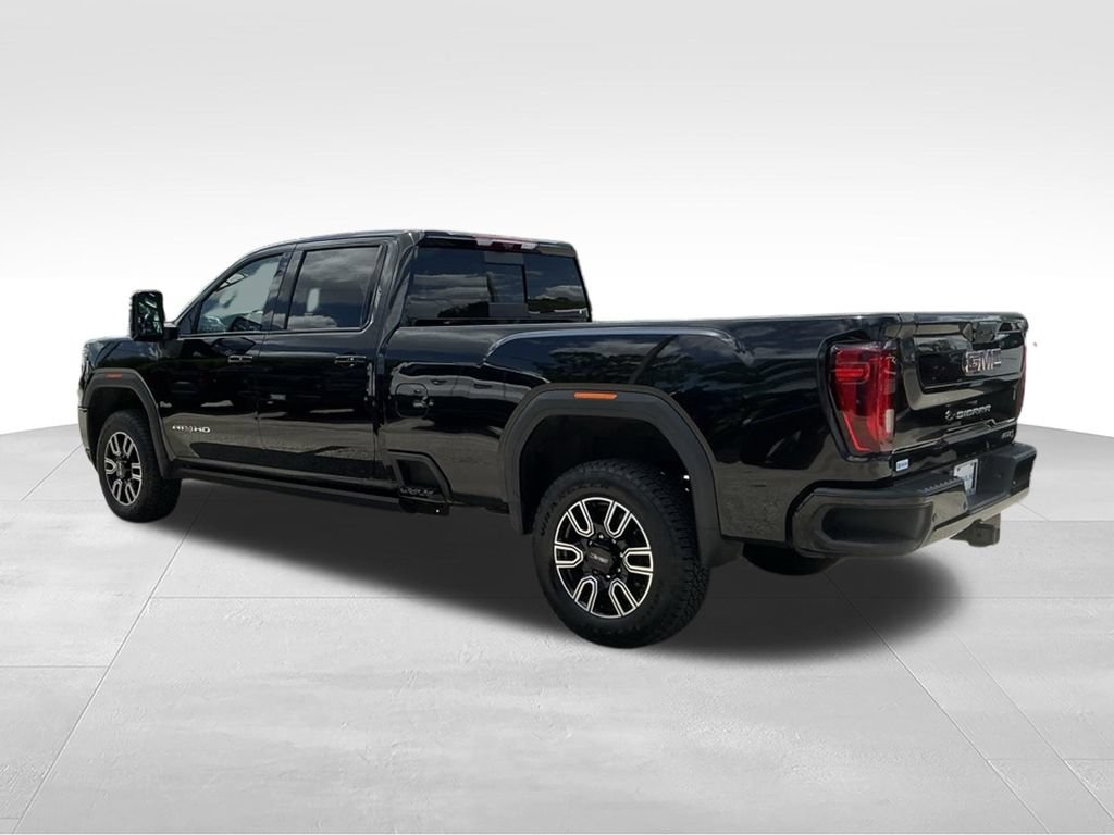 Used 2023 GMC Sierra 3500 AT4 w/ AT4 Premium Plus Package AWD/4WD image 6