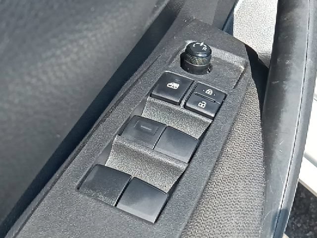 Used 2023 Toyota Corolla LE FWD image 11
