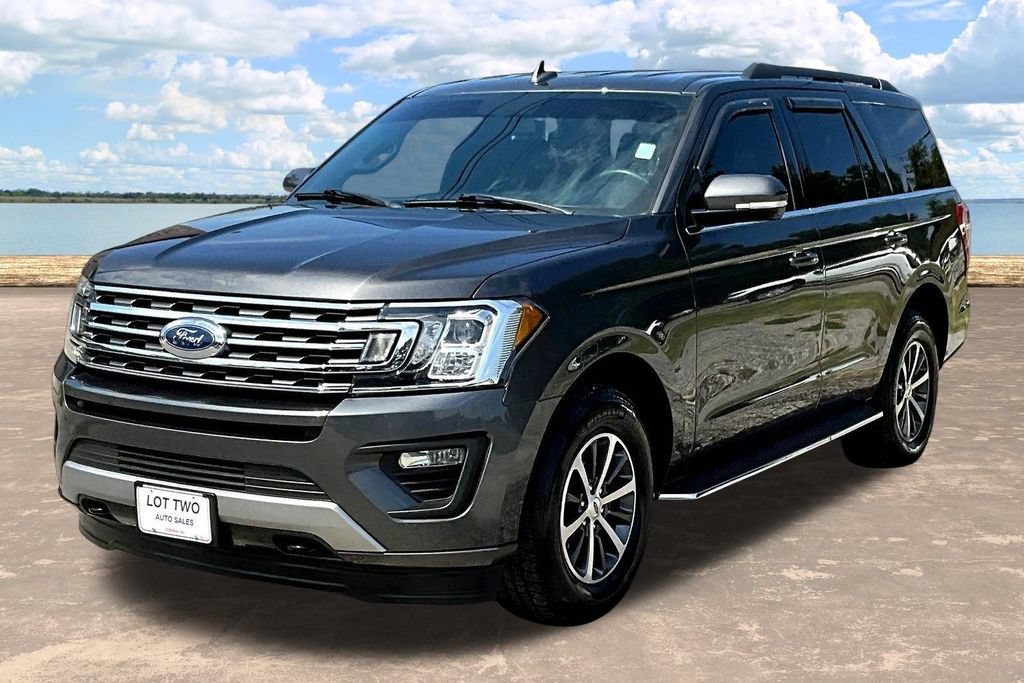 Certified 2019 Ford Expedition XLT w/ Equipment Group 202A AWD/4WD image 4