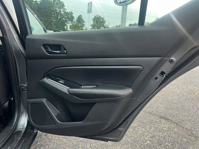 Used 2023 Nissan Altima 2.5 SV FWD image 31