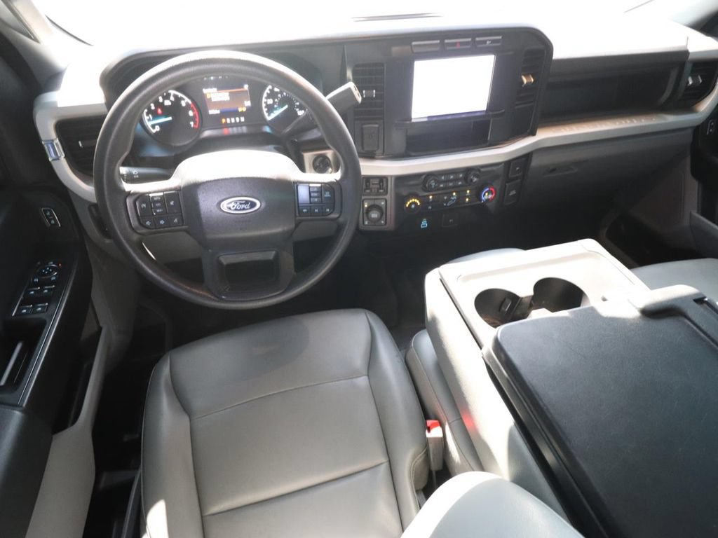 Certified 2023 Ford F350 XL AWD/4WD image 6