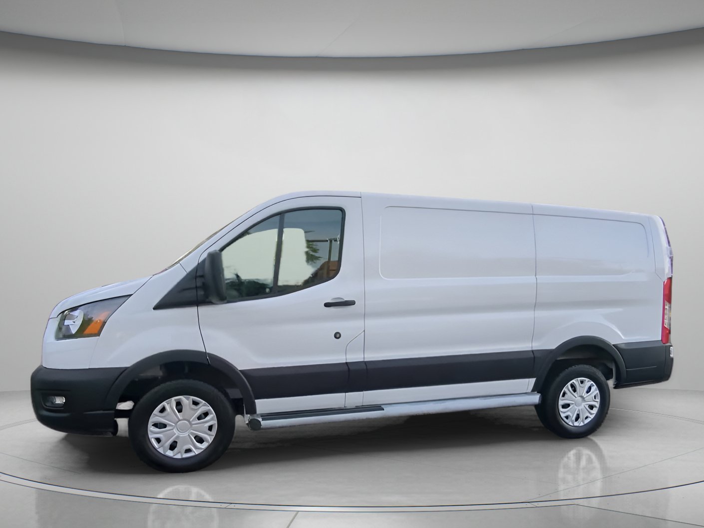 Certified 2025 Ford Transit 250 Low Roof w/ Exterior Upgrade Package RWD image 12