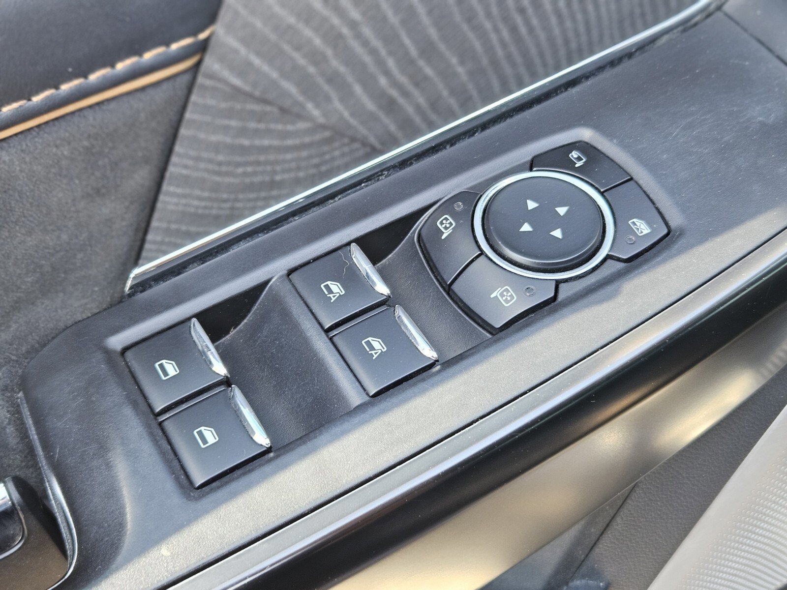 Certified 2022 Ford F150 Platinum w/ Equipment Group 701A High image 19