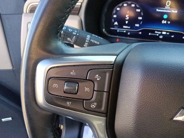 Used 2024 Chevrolet Suburban Premier image 18