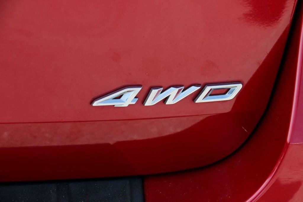 Certified 2022 Ford Explorer XLT w/ Equipment Group 202A image 10