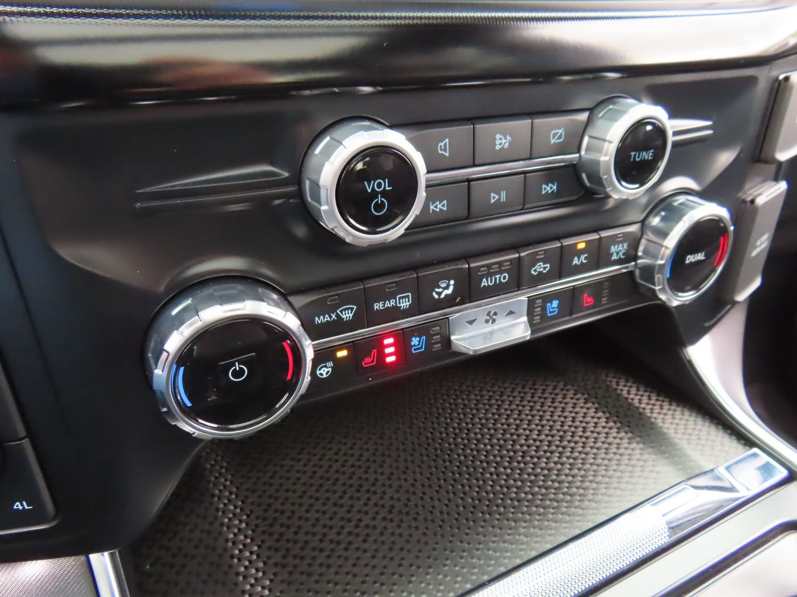 Certified 2024 Ford F150 Raptor w/ Equipment Group 803A Raptor R image 30