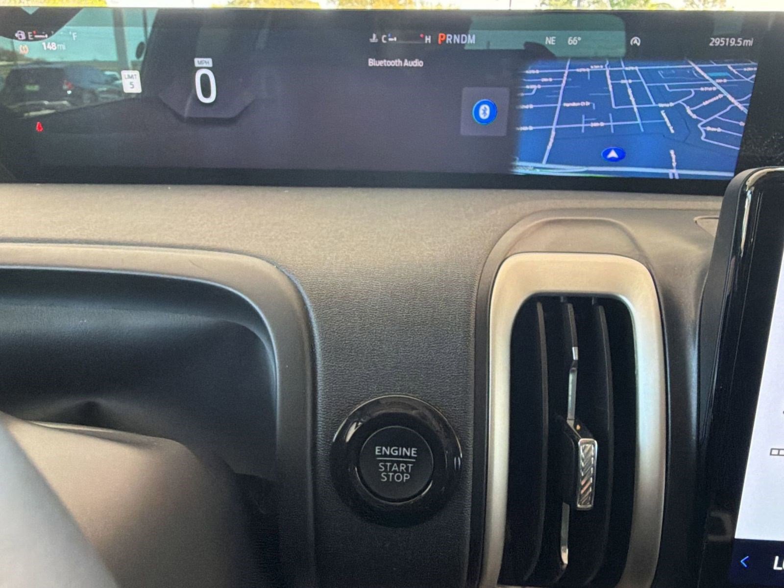 Certified 2025 Ford Expedition Active image 21