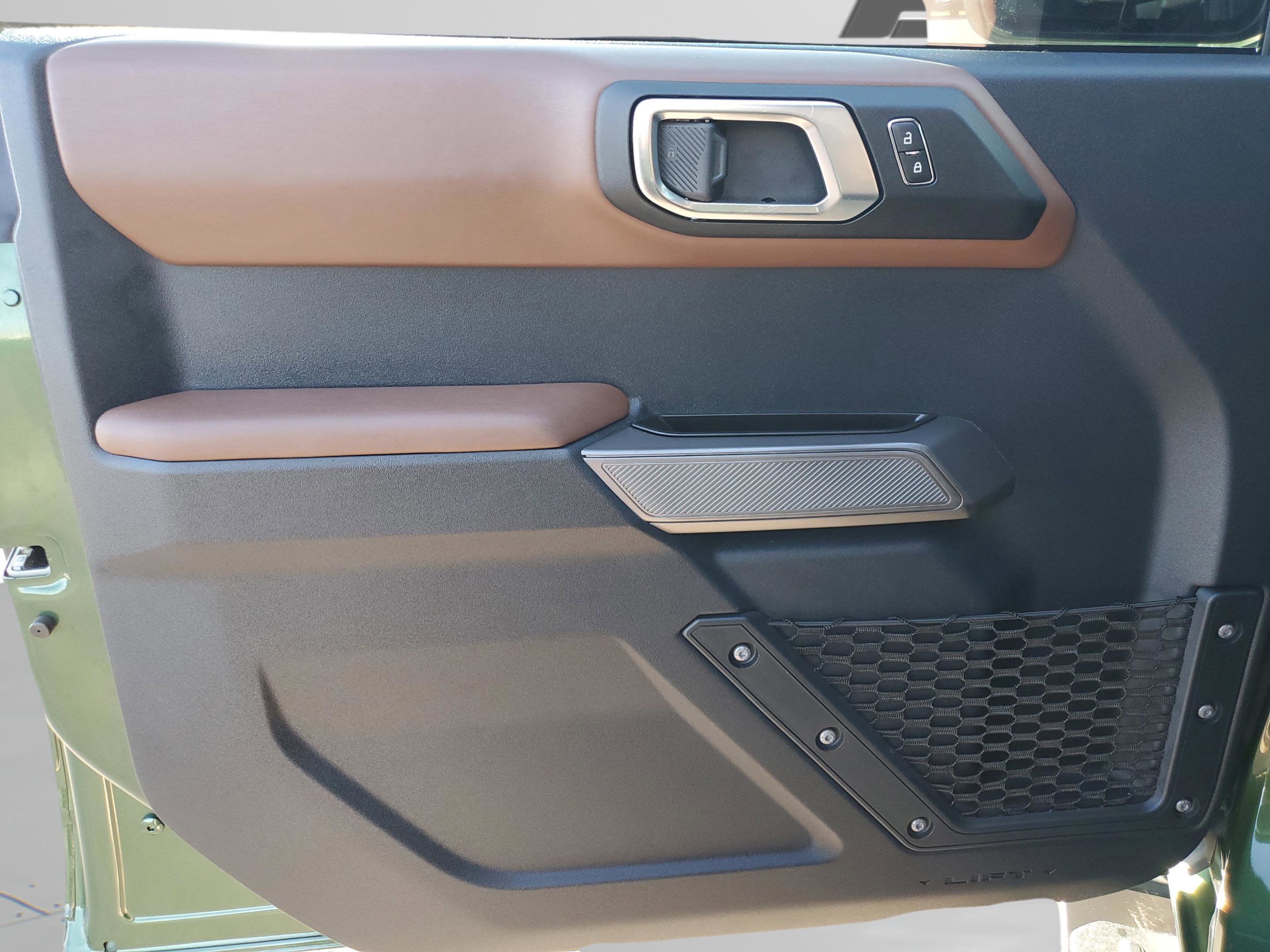 Certified 2022 Ford Bronco Outer Banks image 16