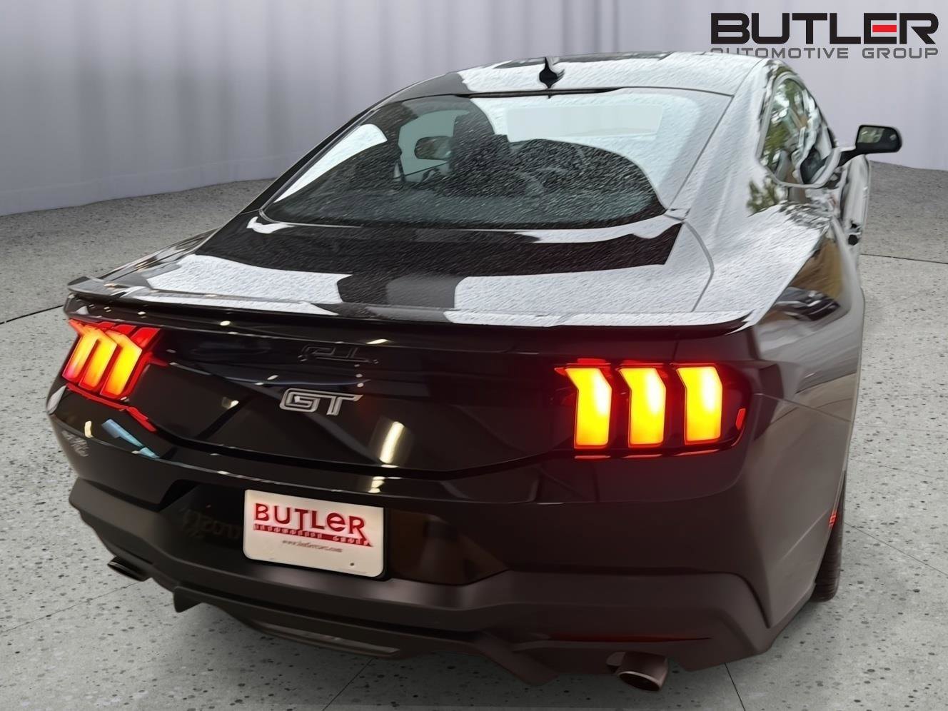 Certified 2024 Ford Mustang GT Premium RWD image 5