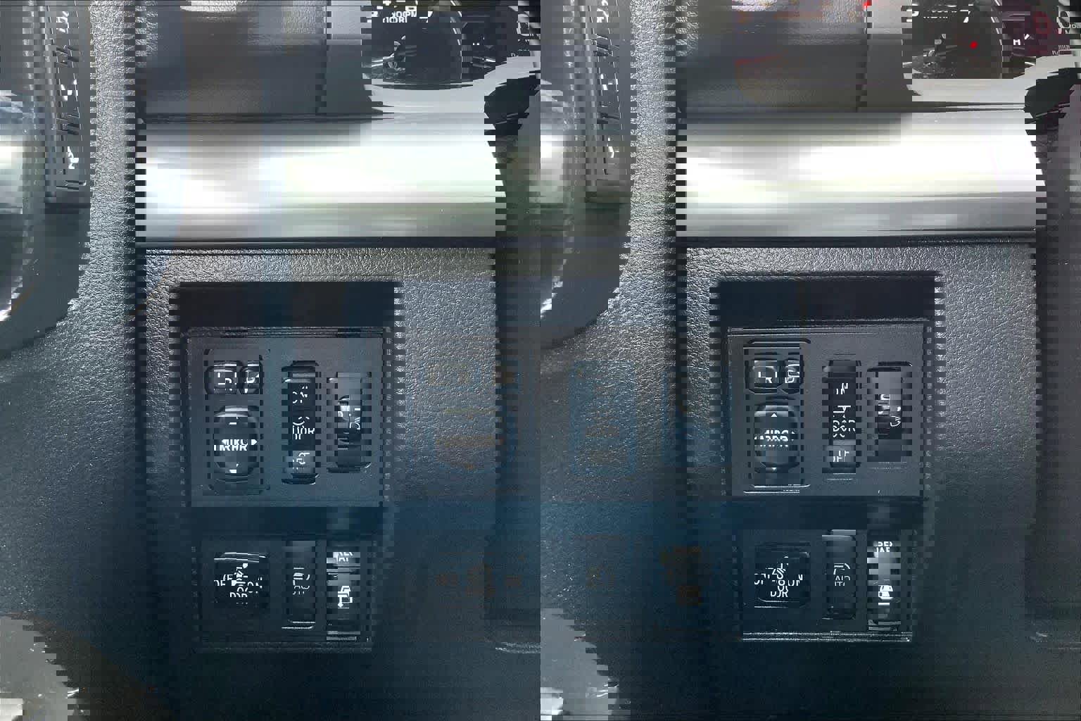 Used 2019 Toyota Tundra Platinum image 35