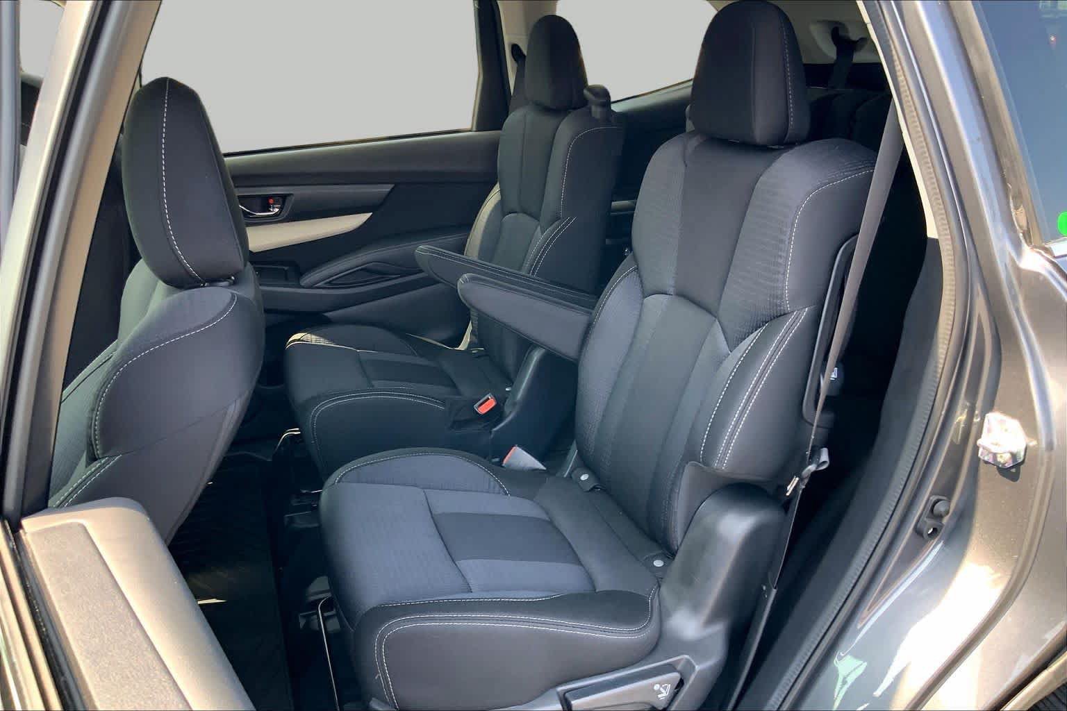 Used 2022 Subaru Ascent Premium w/ Convenience Package AWD/4WD image 19