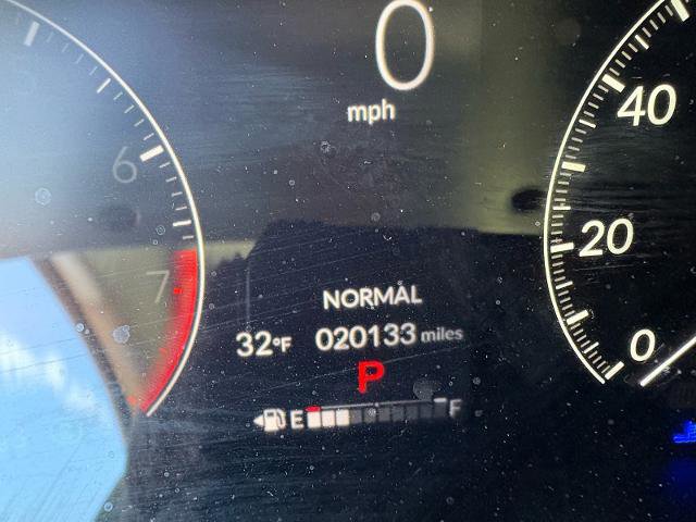 Used 2020 Honda Pilot Touring image 11