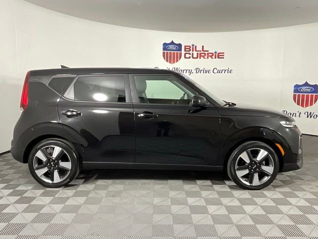 Used 2020 Kia Soul EX image 2