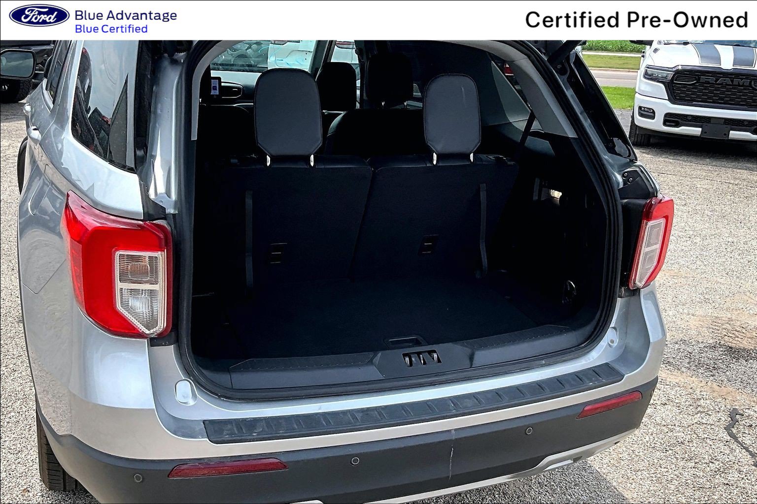 Certified 2024 Ford Explorer XLT w/ Equipment Group 202A AWD/4WD image 20