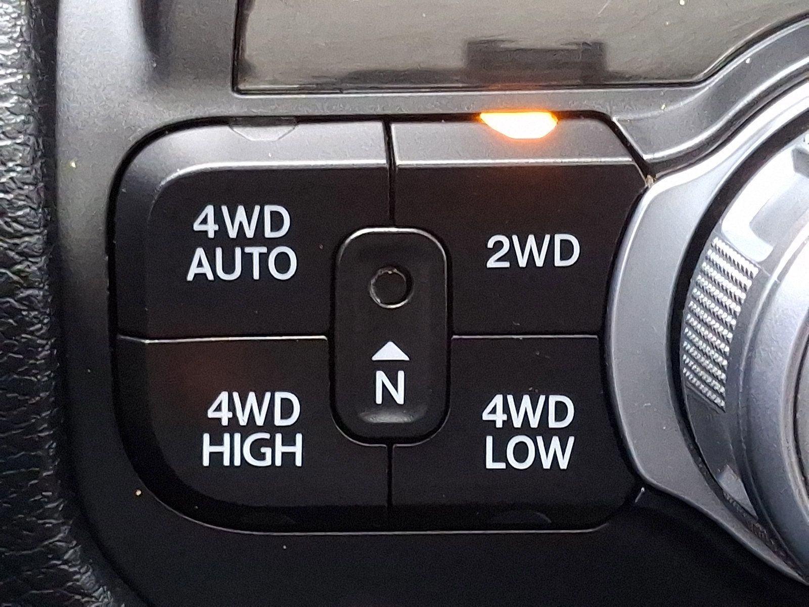 Used 2020 RAM 1500 Laramie image 27