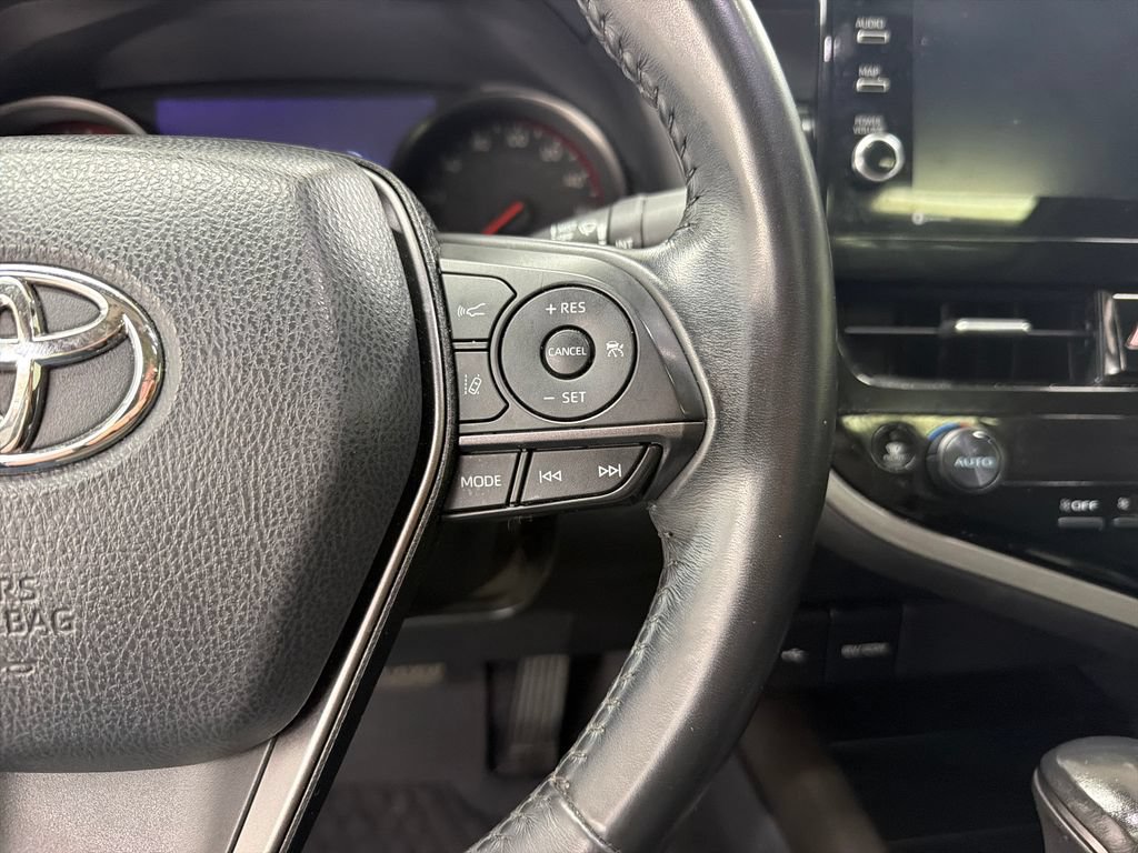 Used 2021 Toyota Camry XSE FWD image 21
