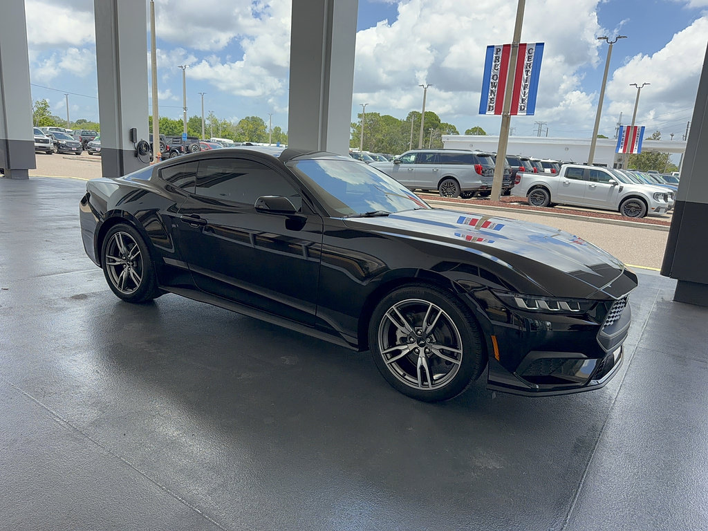 Certified 2024 Ford Mustang Coupe RWD image 5