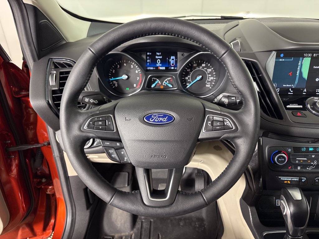 Certified 2019 Ford Escape Titanium FWD image 17
