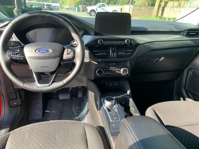 Certified 2024 Ford Escape Active AWD/4WD image 16