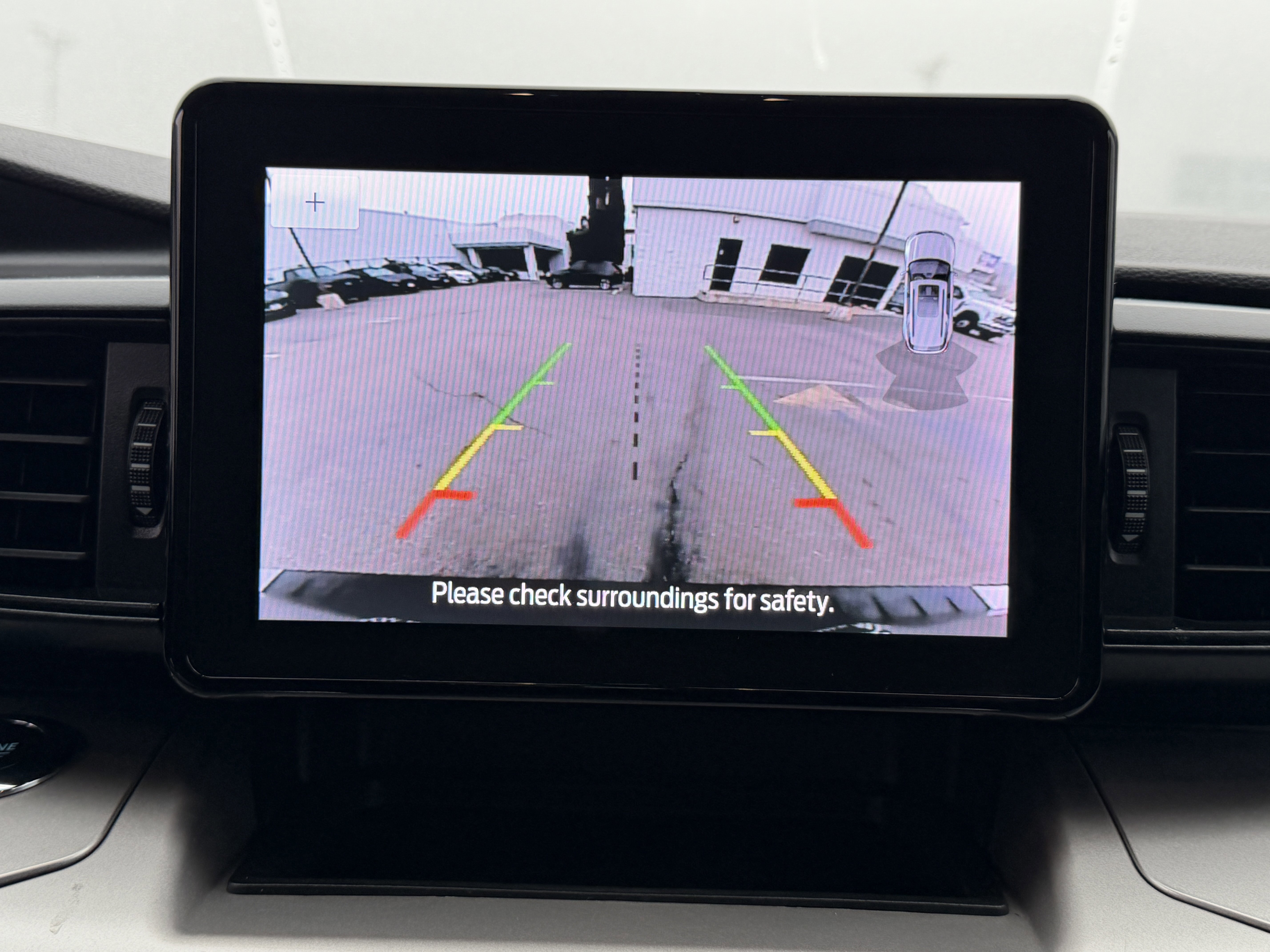 Certified 2022 Ford Explorer XLT image 18